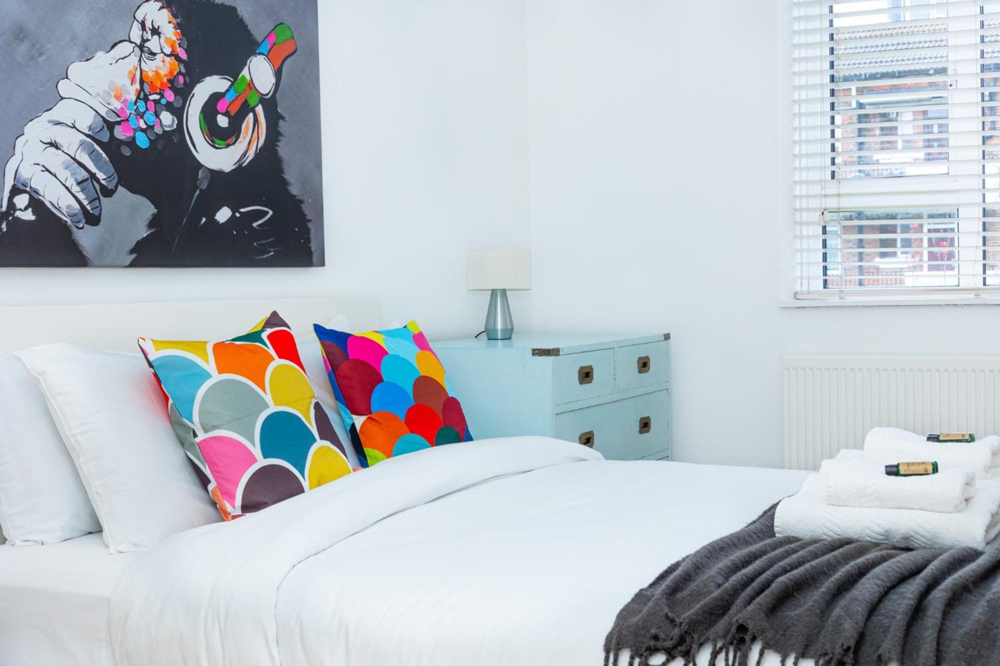 Bright Modern 1 Bedroom Flat, 5 Min To Vauxhall St Londra Dış mekan fotoğraf