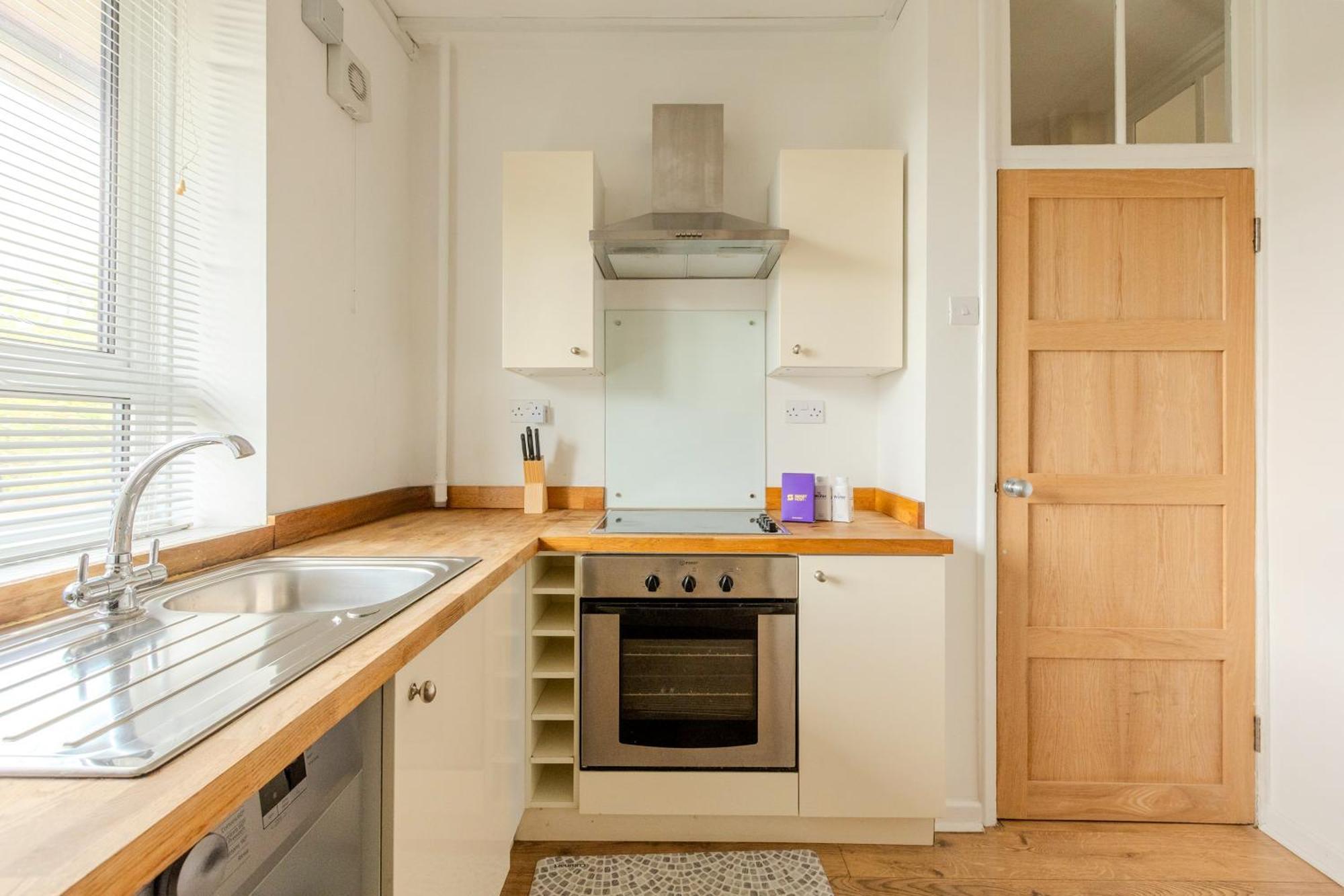 Bright Modern 1 Bedroom Flat, 5 Min To Vauxhall St Londra Dış mekan fotoğraf